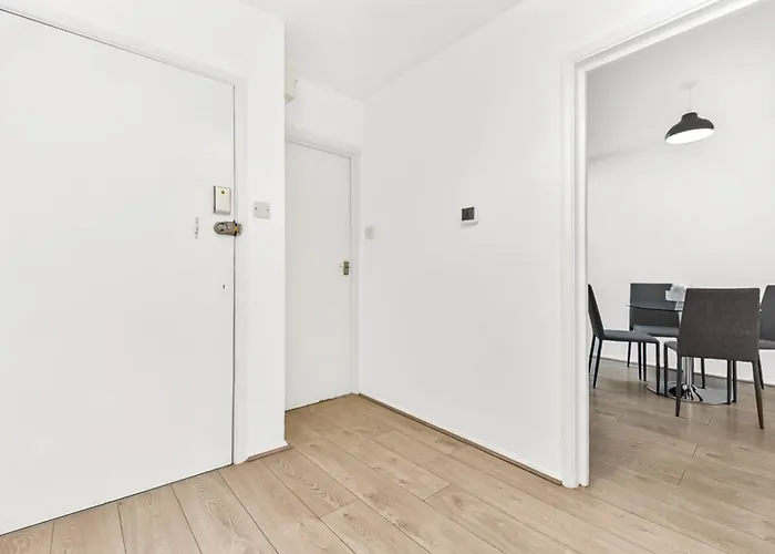 1 Bed Apartment- Finsbury Park D